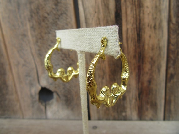 90s Earrings | Gold Tone Engraved Hoop Earrings |… - image 4
