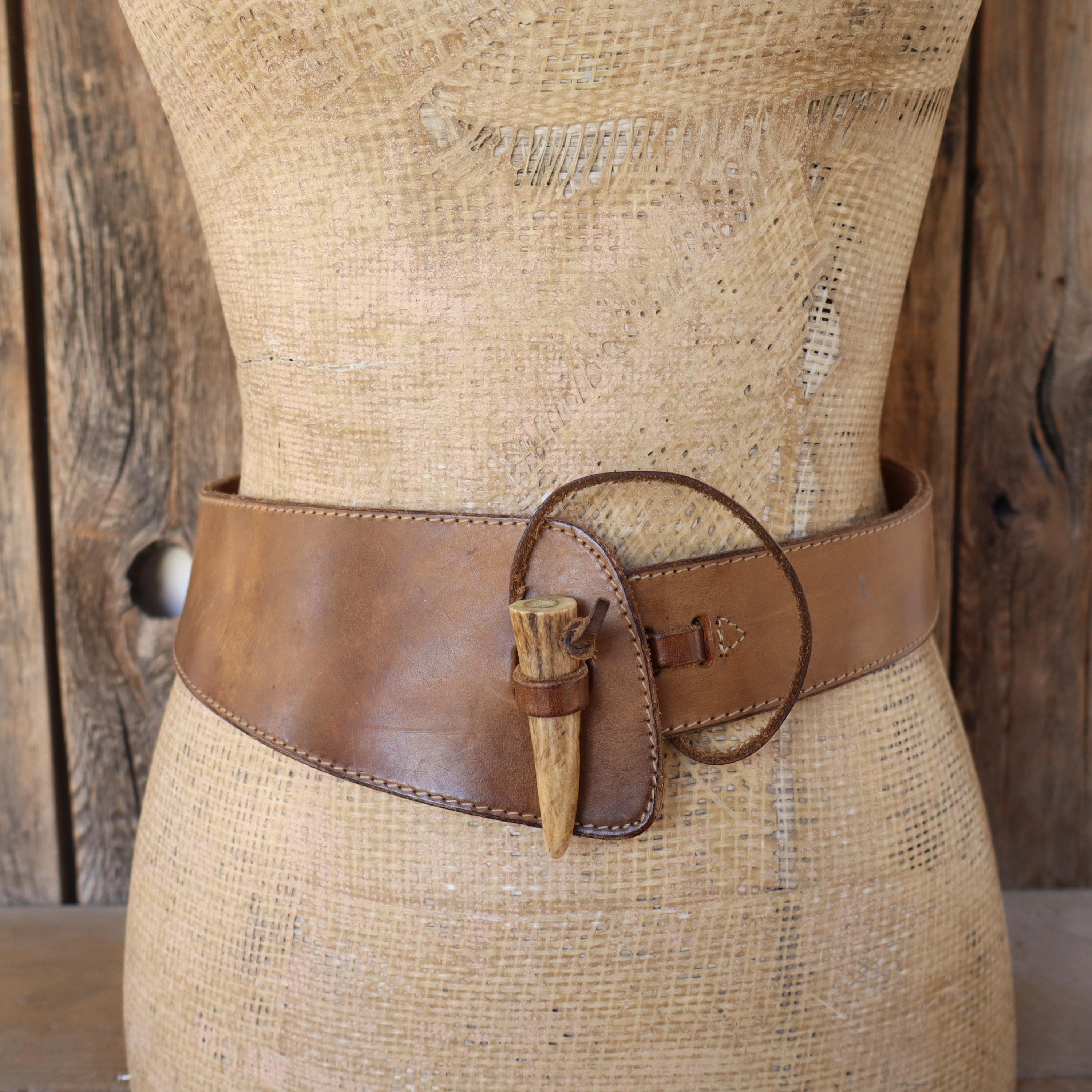 Banana Republic サイズM サファリタグHBT ベスト レザー 80s BANANA REPUBLIC Safari Brown Leather Wide Waist Belt | Antler