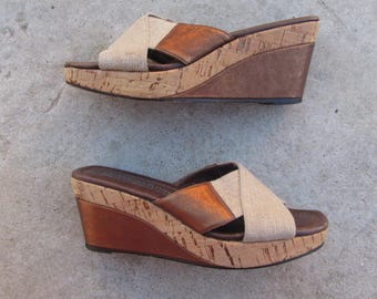 90s Linen and Leather Cork Heel Donald J Pliner Wedge Sandals | Open ToePlatform DJ Pliner Shoes Sandals |  Size 6 M
