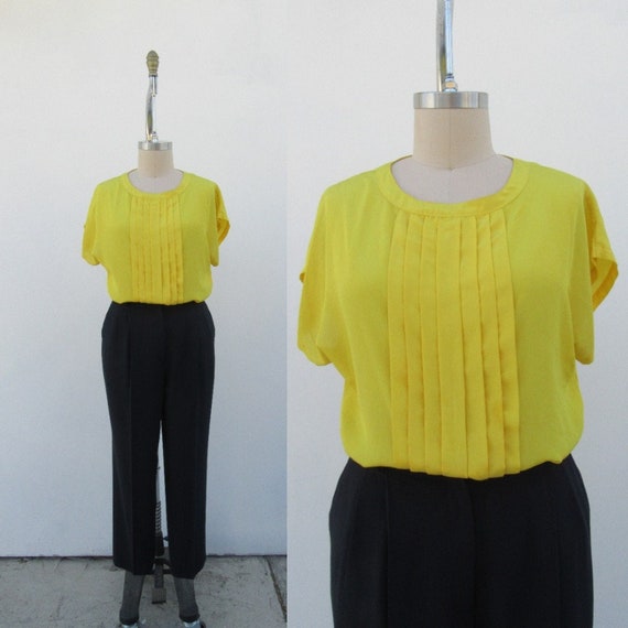 PLUS SIZE 80s Yellow Silky Pintuck Short Sleeve B… - image 1