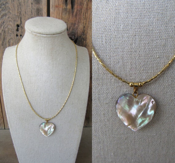 70s 80s Mother of Pearl Gold Tone Heart Necklace 17 Heart Choker Gold Tone Chain  Necklace Heart Pendant Valentines Day - Etsy