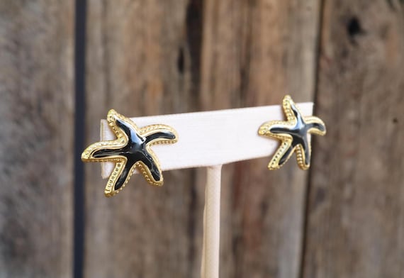 90s Gold Enamel Gold Tone Starfish Earrings