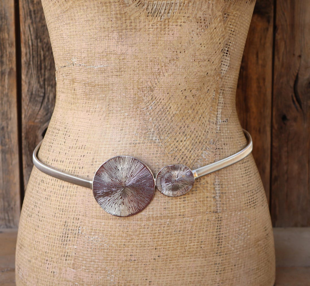 1980s 90s Silver Metal Shell Buckle Stretch Belt | Art Deco  display picture 2