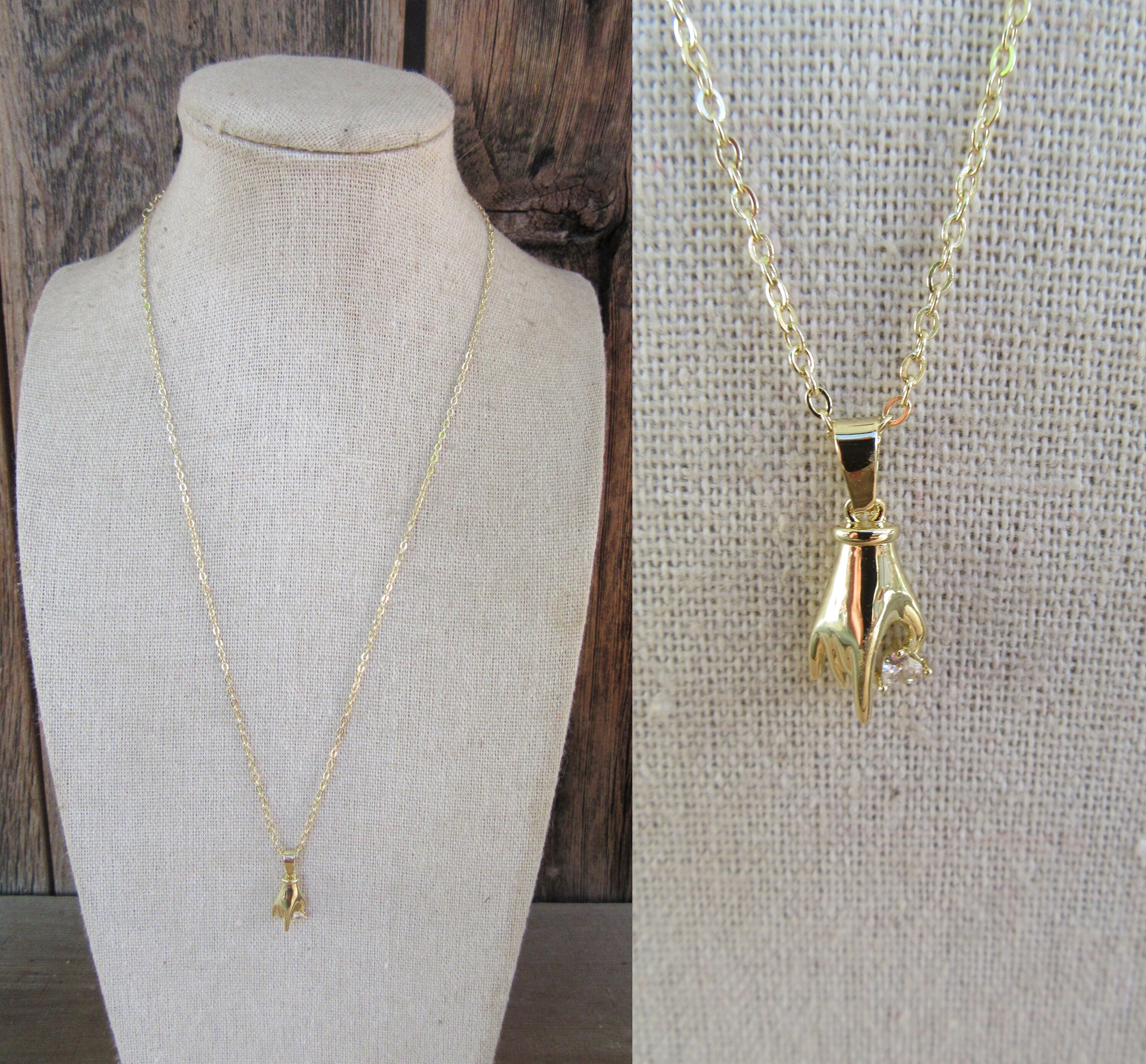 80s 90s Dainty Gold Chain Hand With Faux Diamond Necklace | Gold