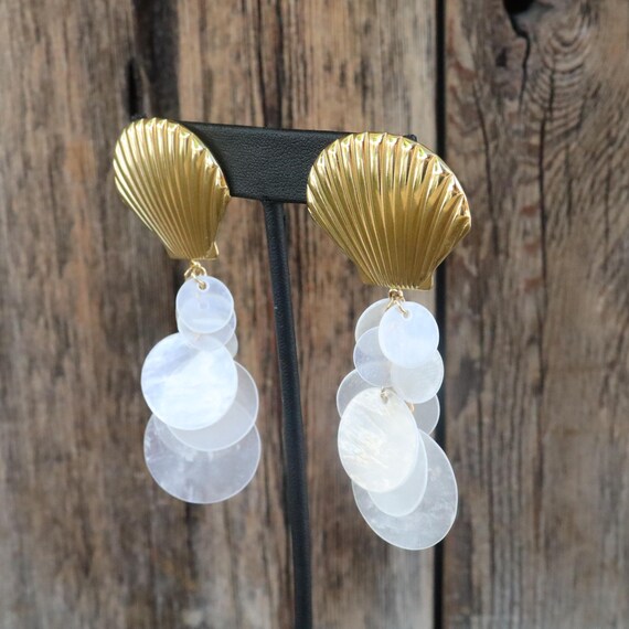 90s Large Shell Dangle Statement Earrings | Nauti… - image 3