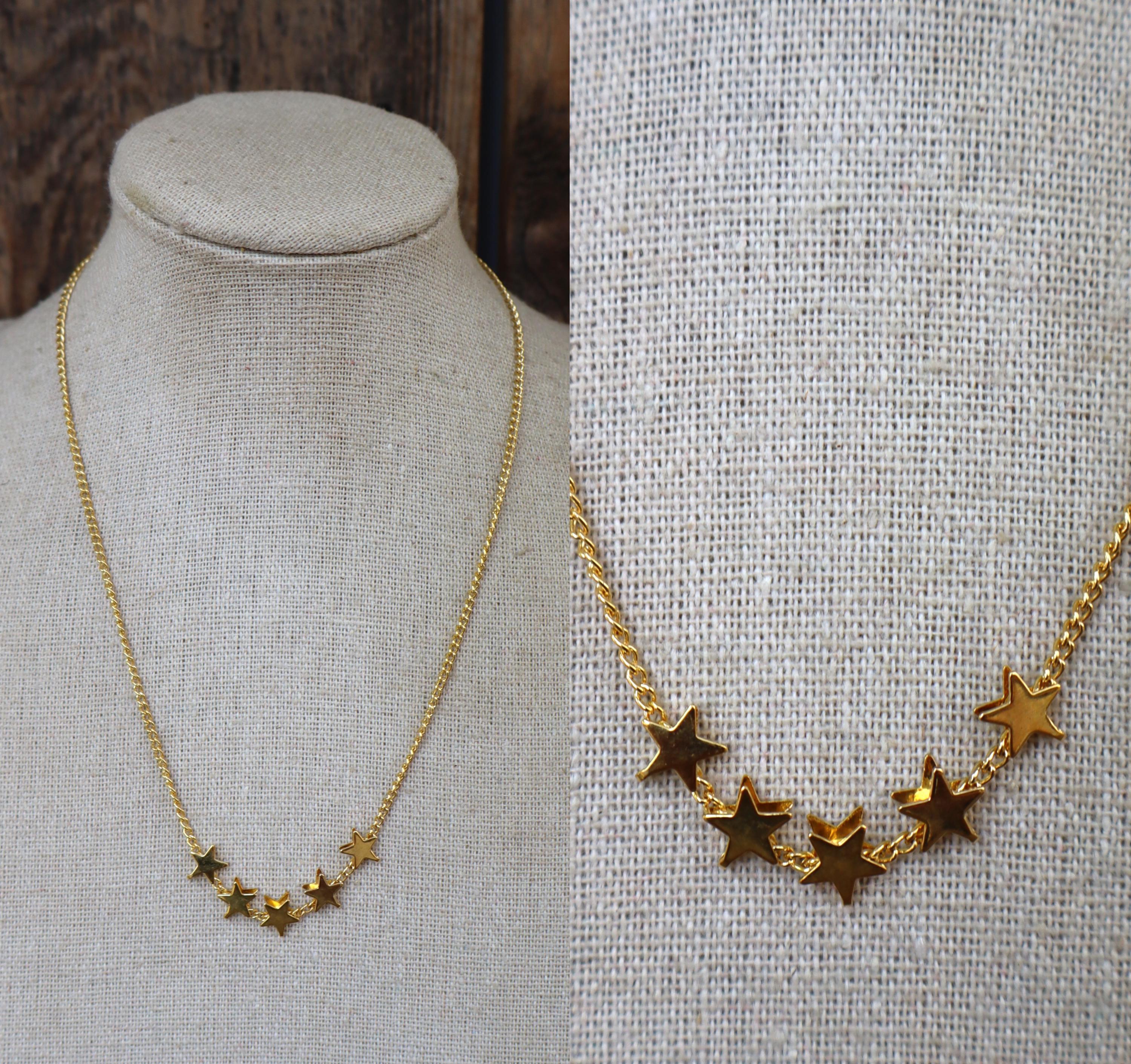 NOS 70s 80s Gold Tone Star Chain Necklace | Star Pendant Choker