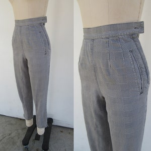 PETITE 90s High Waist FORENZA Checkered Black and White Cotton Tapered Pants | Tapered Micro Houndstooth Pedal Pushers | 24 Waist Size 2