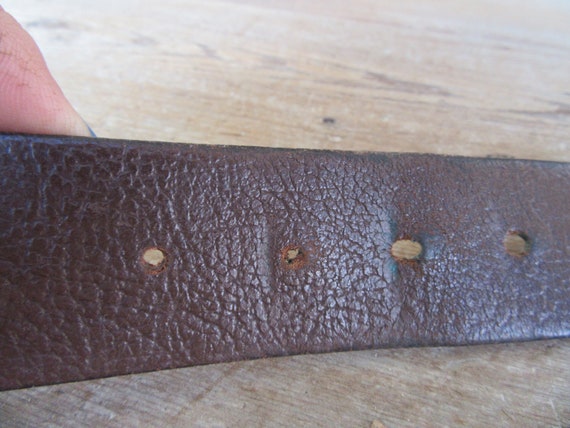 LEVIS 90s Pebbled Dark Brown Leather Belt | Simpl… - image 4