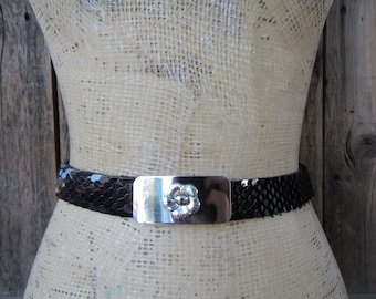 1980s Silver Metal Rose Buckle Stretch Belt | 80s Flower  display picture 2