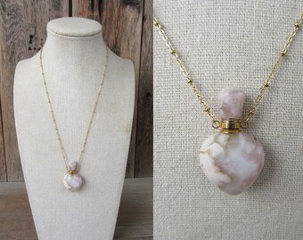 80s 90s Agate Heart Bottle Necklace on Gold Tone Chain | Heart Pendant
