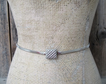 80s Silver Metal Stretch Belt | Metal Snake Belt| Silver Slinky Belt | Skinny Silver Metal Disco Stretch Belt | Glam Belt | 27 to  32