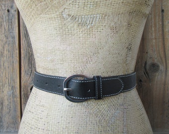 90s Y2K Black Saffiano Leather Belt | Black Textured Leather Trouser Belt | Minimalist Business Casual Trouser Belt | 26.5 to 30.5