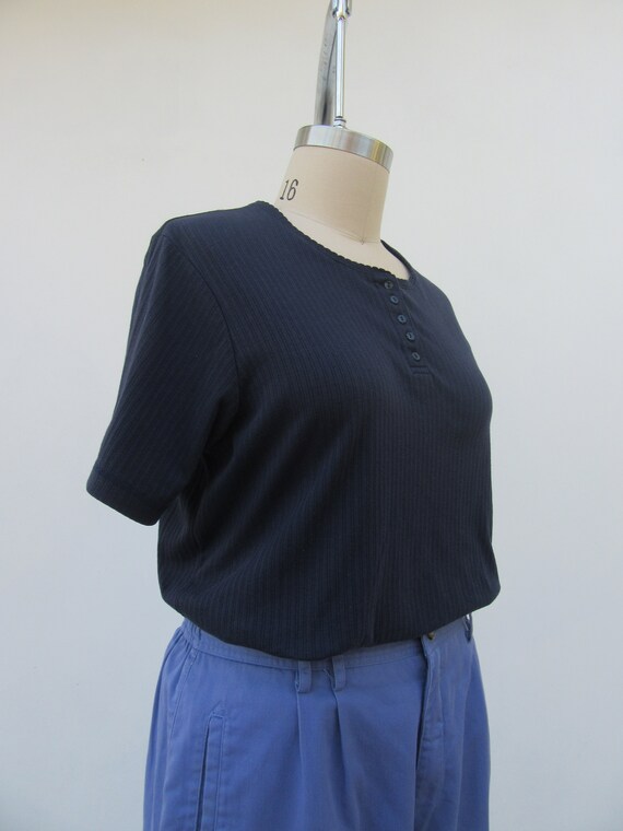 Plus Size 90s Navy Blue All Cotton Short Sleeve H… - image 4