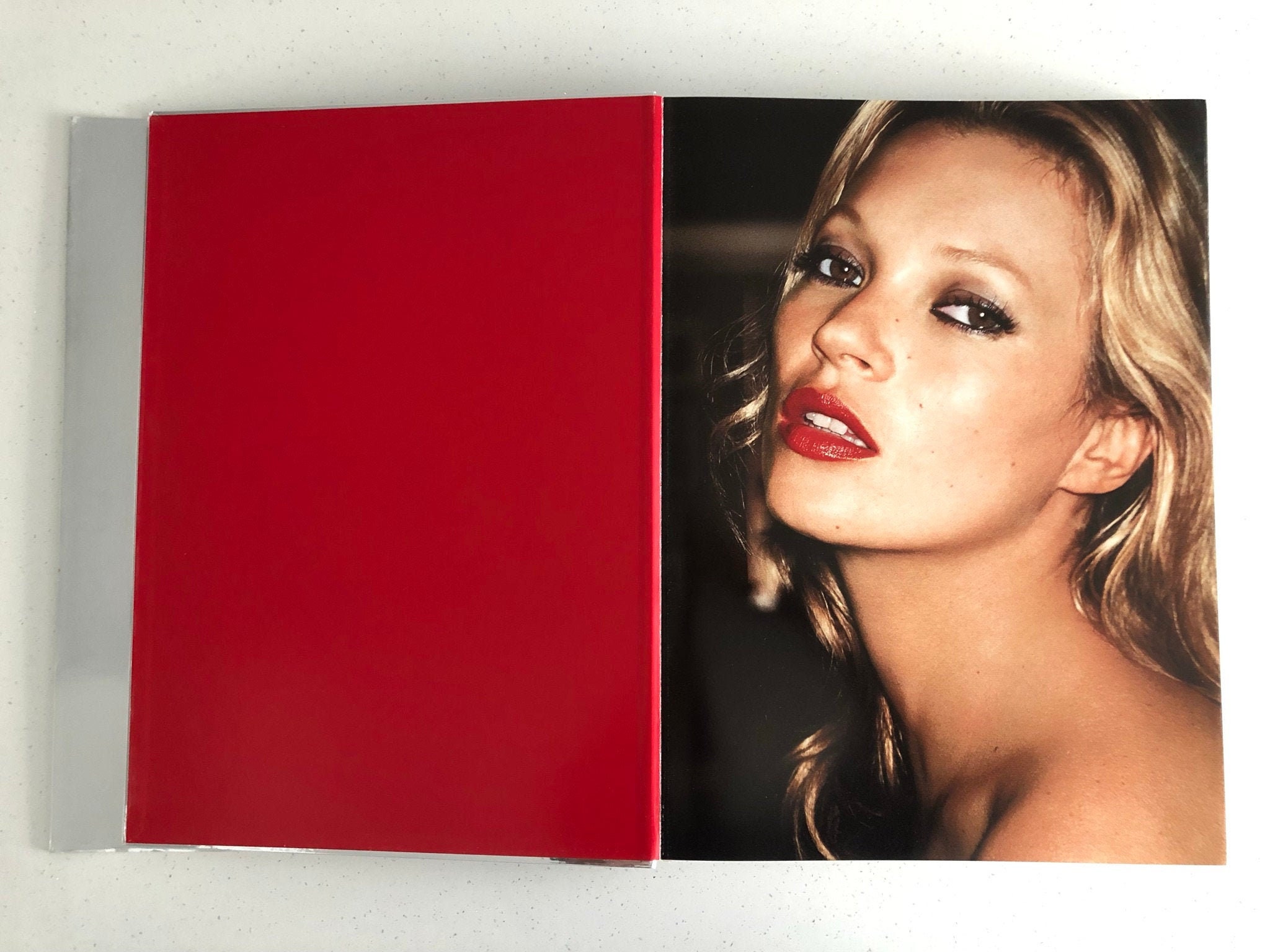 Kate Moss, makeup, beauty, fashion, louis vuitton, red lips, HD wallpaper