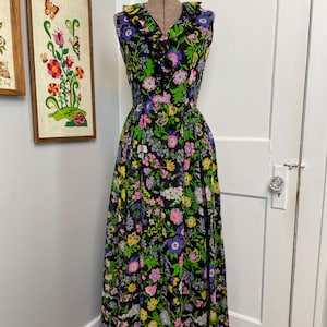1960s/1970s Flower Power Print Ruffle Maxi Dress / Vintage Miss Elliette Maxi Dress
