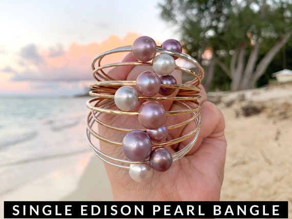 Pearl Bracelet Women Silver | Elegant and Timeless Silver Bracelets with  Pearls – NEMICHAND JEWELS