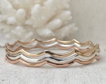 Single Wave Bangle, Beach Bangle, Beachy Jewelry, Wavy Bangles, Gifts for Women, Bangle Bracelets for Women, Bangle Bracelet