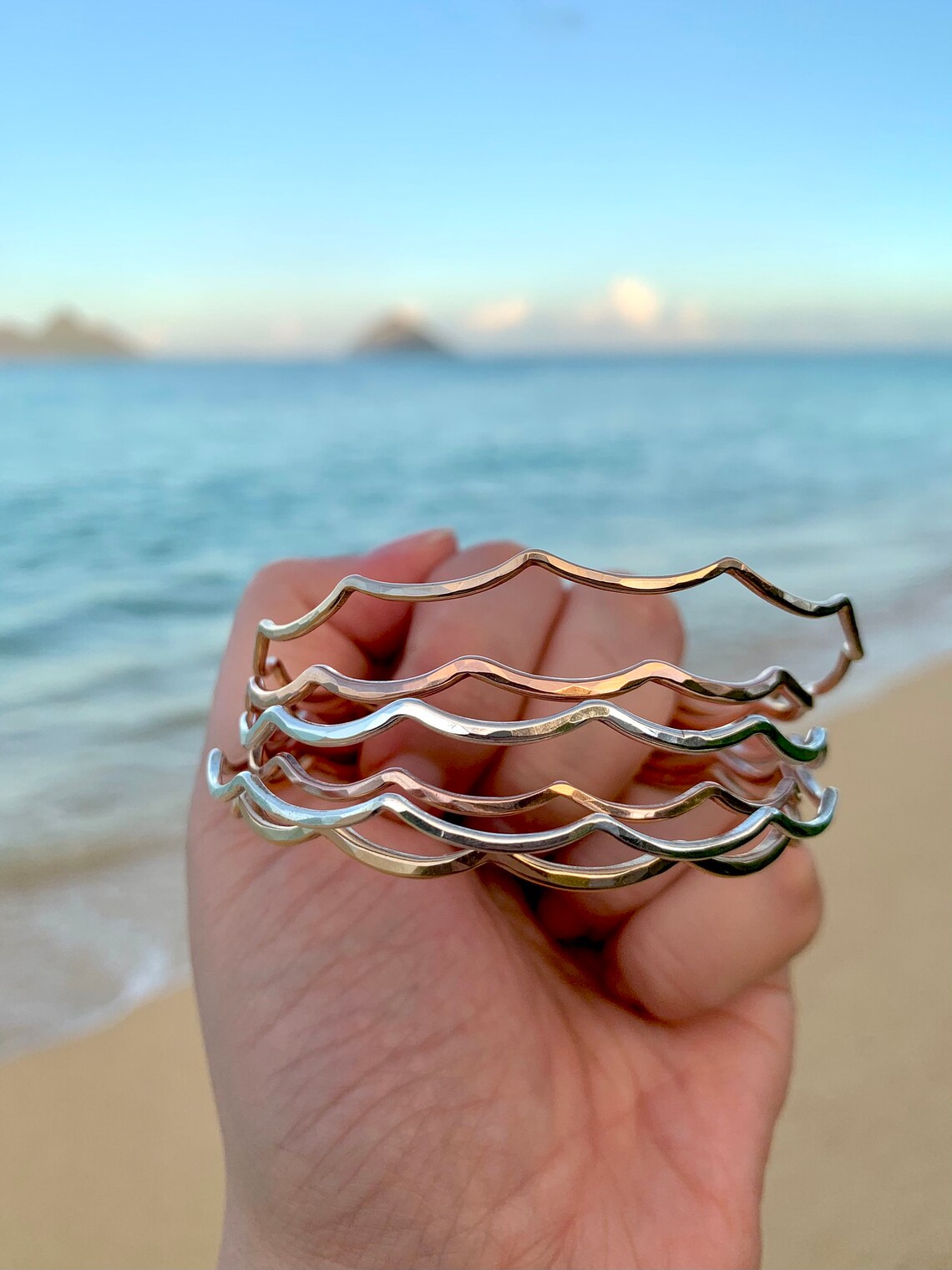 Wave bangle Clearance