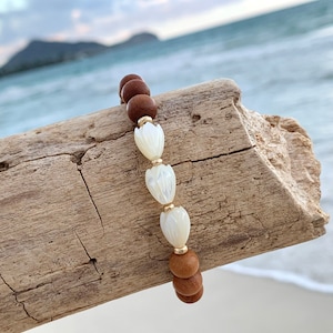 Pikake and Sandalwood Stretch Bracelet, Boho Bracelet, Birthday Gift for Best Friend, Stocking Stuff for Her, Sandalwood Beads