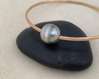 Bracelet jonc classique en argent et perles de Tahiti, bijou en perles, cadeau d'anniversaire pour maman, bracelet de perles baroques, bracelet hawaïen