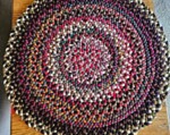Custom 3-Foot Round Wool Braided Rug: Multistrand Border