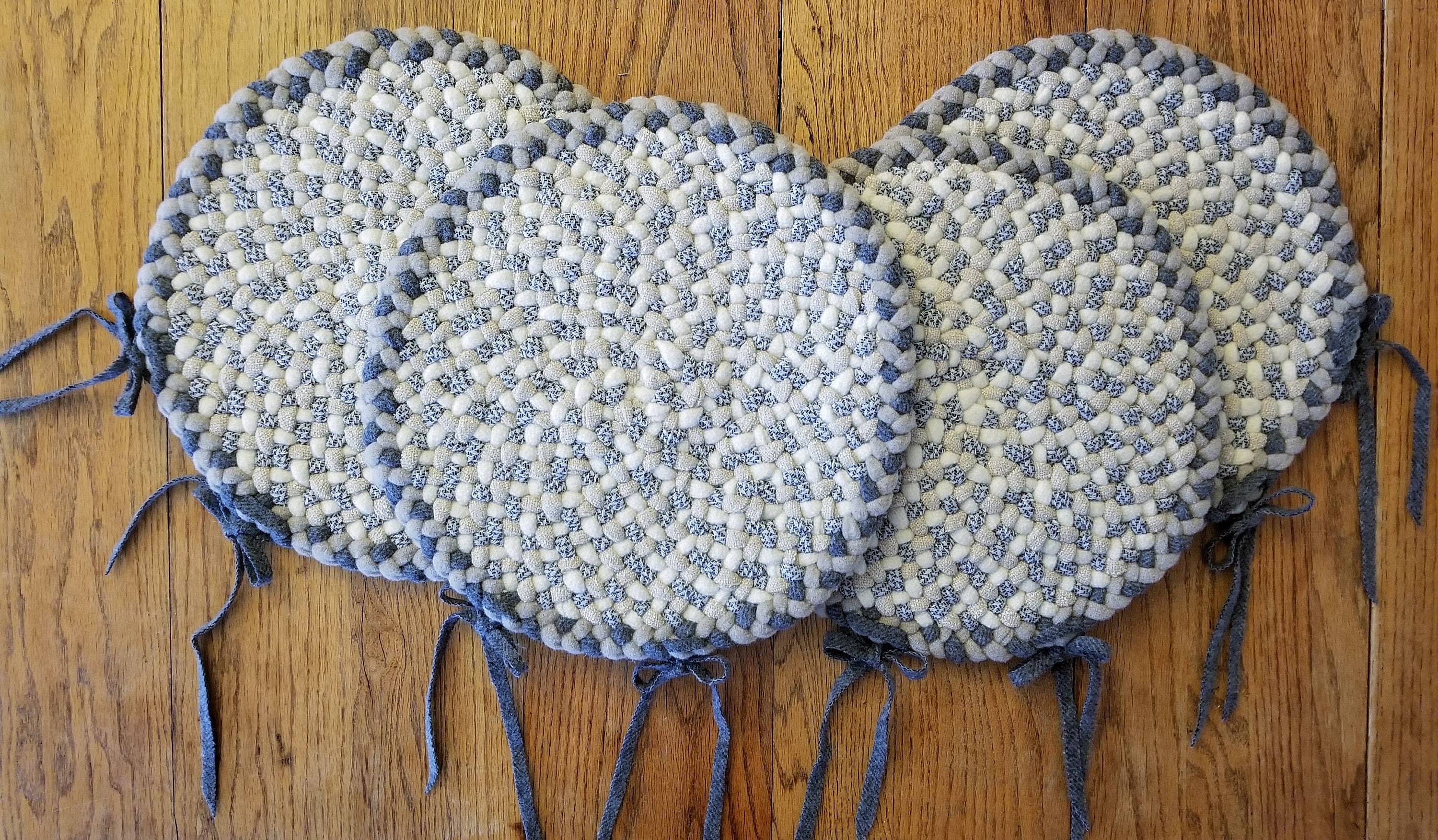Braided Wool Chair Pads Set of 4 Matching Round Braided Pads Etsy