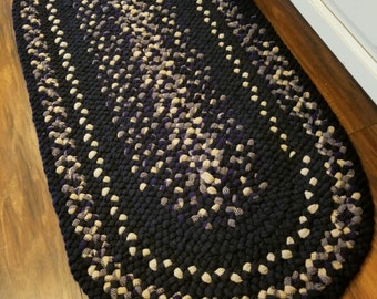 Navy and beige braided wool rug - 21" x 47"