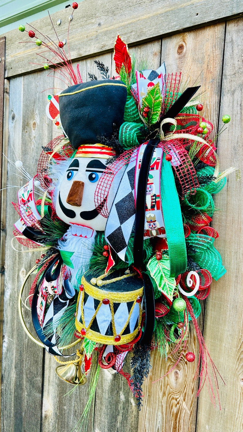 Nutcracker Wreath, Christmas Wreath, Christmas Decorations, Holiday