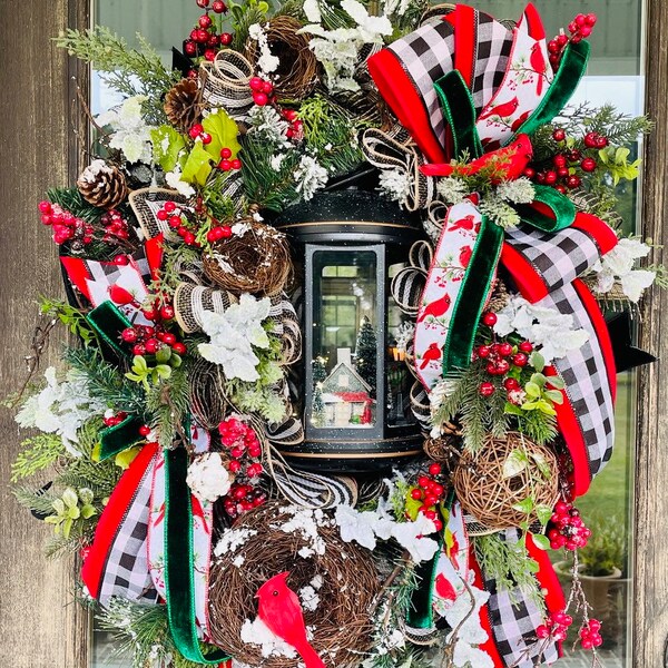 Christmas wreath, Christmas decorations, Christmas decor, wreath for Christmas, winter wreath, traditional Christmas wreath