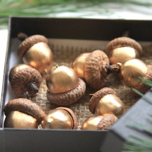 Christmas ornament, golden holidays decor, Christmas wooden, Gold Wedding, metallic ornaments, Painted acorns, Real acorns, Fall ornament image 4