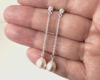 Sterling Silver Freshwater Pearl Long Chain Drop Earrings.