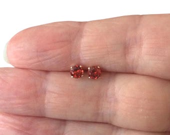 14ct Gold Filled 4mm Garnet Stud Earrings January Birthstone.