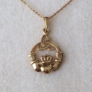 18ct Gold over Sterling Silver Celtic Claddagh Pendant Necklace.