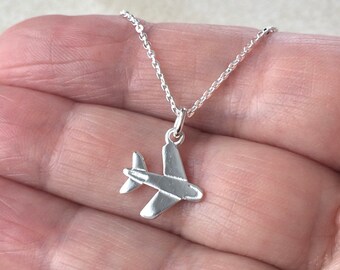 Silver AEROPLANE Necklace Chain Pendant Air Sky Plane JET Aircraft Airplane UK Silver AEROPLANE Necklace Chain Pendant Air Sky Plane JET Aircraft Airplane UK