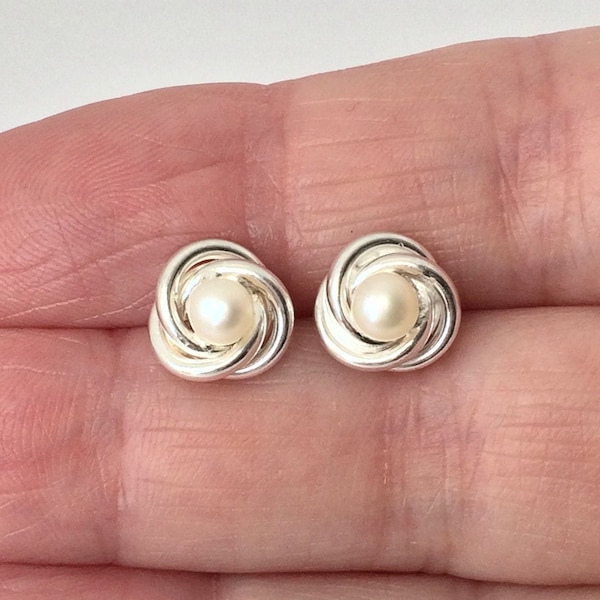 Sterling Silver Celtic Knot Pearl Stud Earrings.