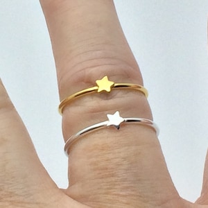 Anillo de estrella de oro de 18 quilates sobre plata de ley, anillo Stacker.