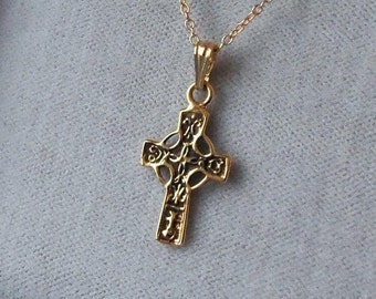 18ct Gold over Sterling Silver Celtic Cross Pendant Necklace.