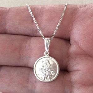 Sterling Silver St Christopher Pendant Necklace.