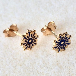 18ct Gold over Sterling Silver Blue Enamel Flower Stud Earrings.