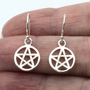 Sterling Silver Star Pentacle Pentagram Drop Earrings.
