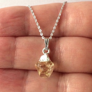 Sterling Silver Raw Citrine Gemstone Pendant Necklace.