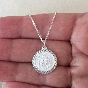 Sterling Silver St Christopher Pendant Necklace.