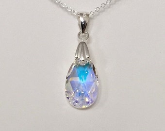 Sterling Silver Pear Drop Teardrop Crystal Pendant Necklace.