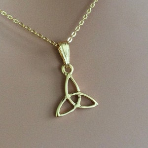 18ct Gold over Sterling Silver Celtic Knot Pendant Necklace.
