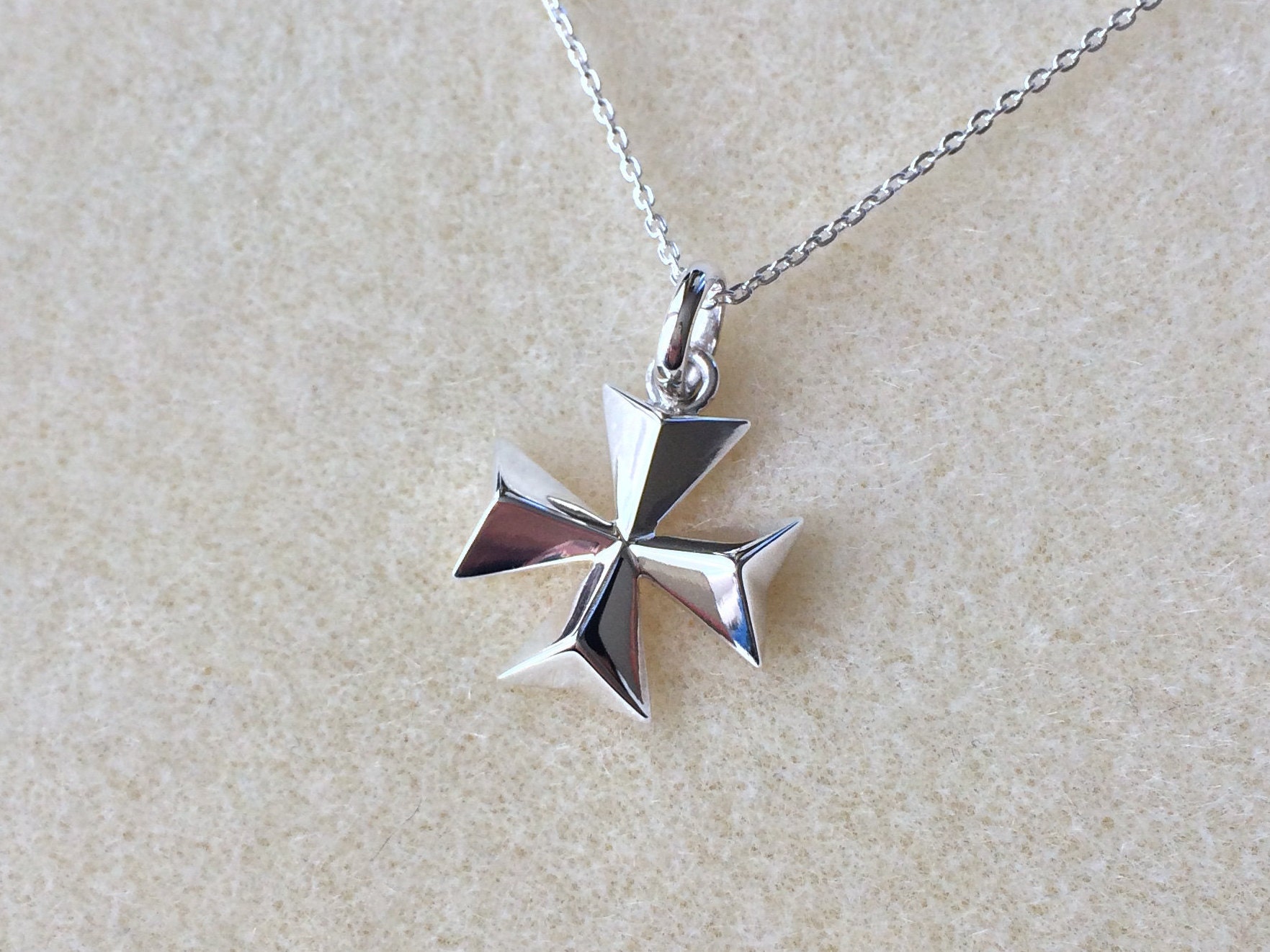 Sterling Silver Maltese Cross Pendant Necklace. - Etsy
