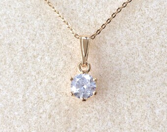 18ct Gold over Sterling Silver Simulated Diamond April Birthstone Pendant Necklace.