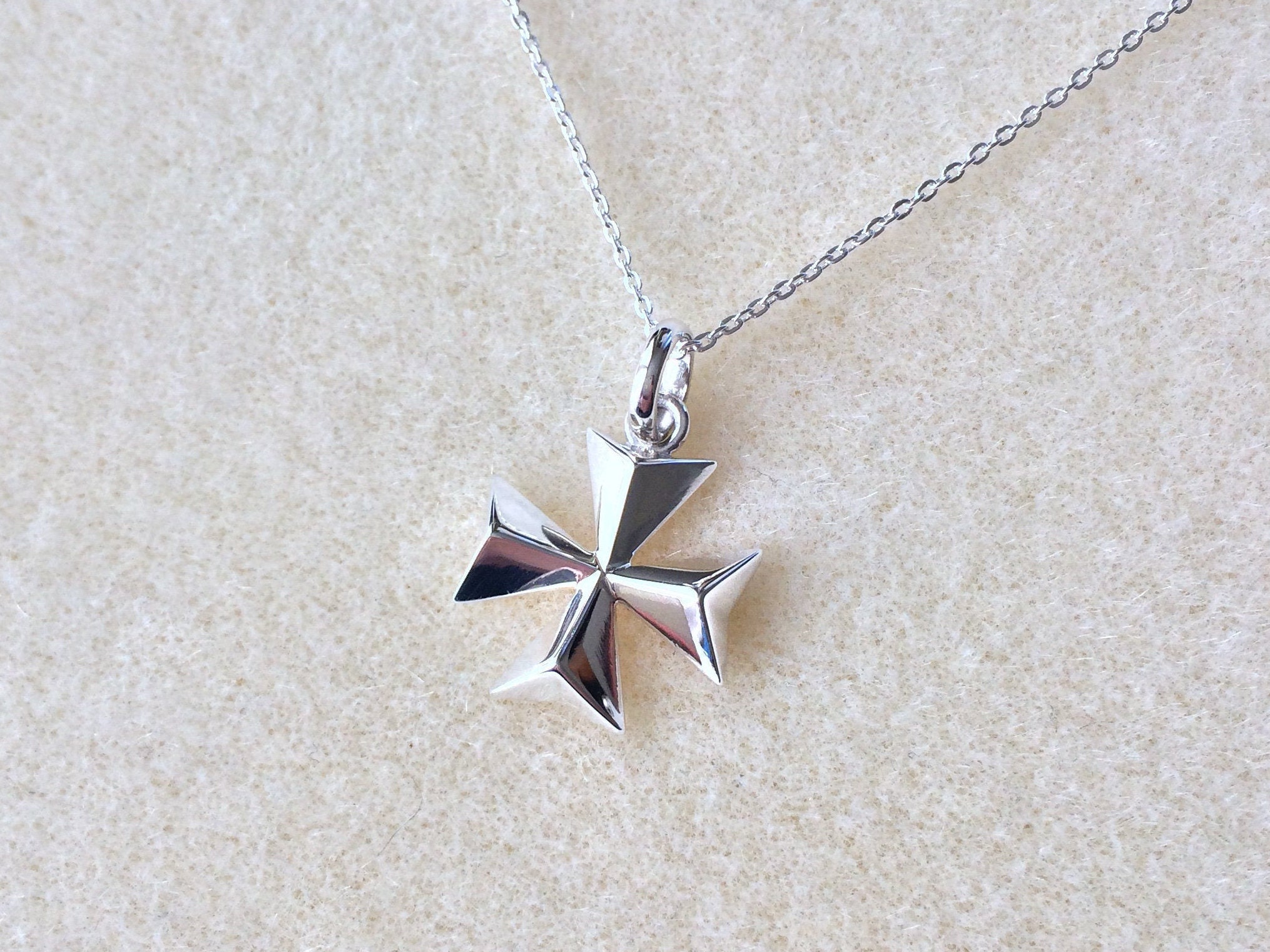 Sterling Silver Maltese Cross Pendant Necklace. - Etsy