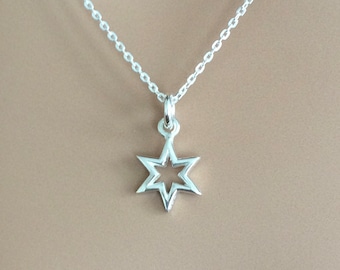 Sterling Silver Star Drop Pendant Necklace.