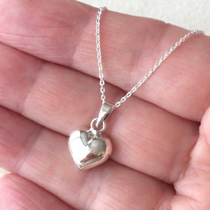 Sterling Silver Puffed Heart Pendant Necklace.