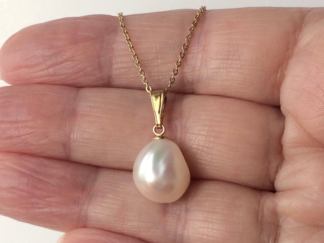 【HURLEY BURLEY】18CT GOLD FRESHWATER PEARL NECKLACE 星座♪ HURLEY BURLEY】18CT GOLD FRESHWATER PEARL NECKLACE 星座